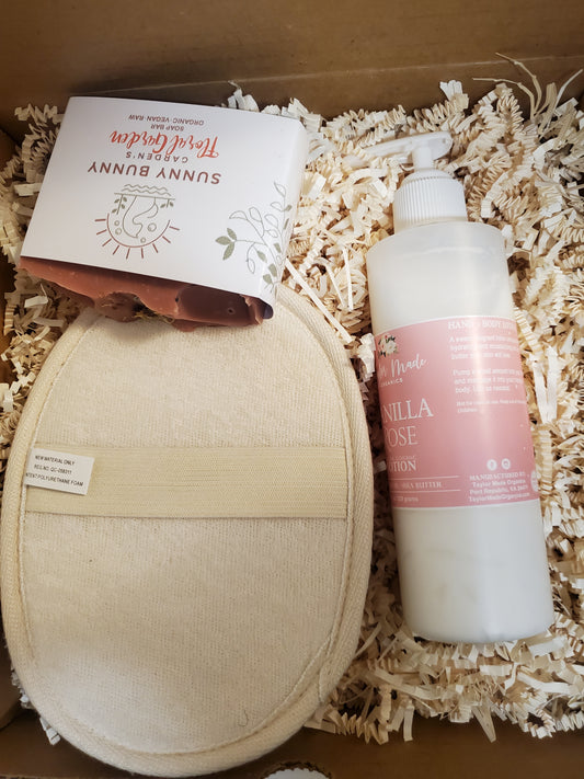 ROSES ARE PINK ORGANIC BATH GIFT SET
